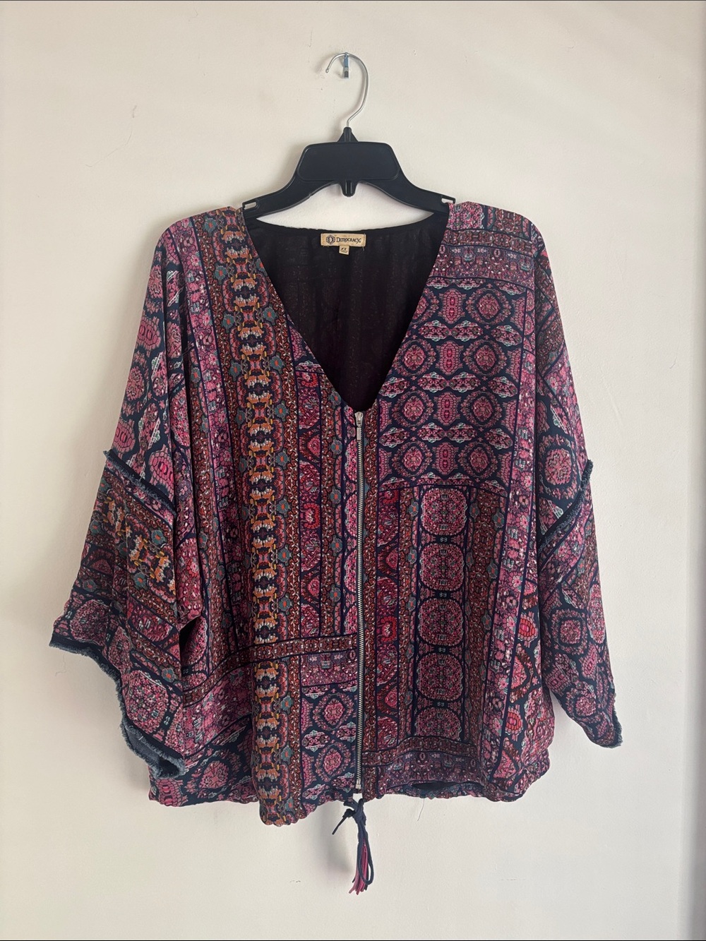 Democracy |  V-Neck Boho Zip Front Top in Wine Floral & Paisley Sz 1x